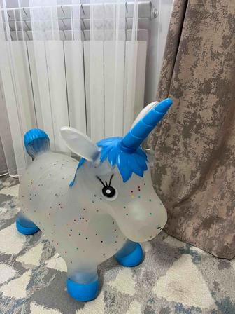 Надувная игрушка пони