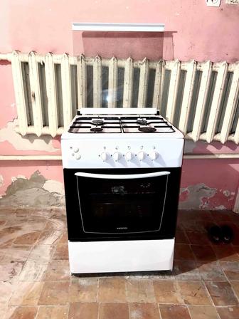 Продам газ плиту