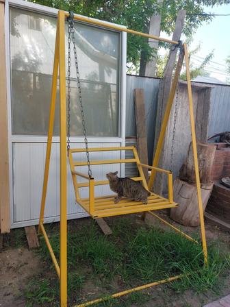 Продам качели