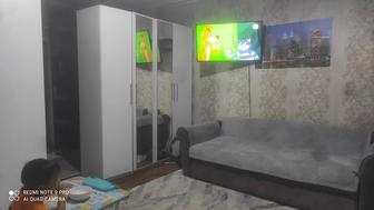 Срочно диван в подарок отдам шкаф купе высота 2.60 ширина шкафа 1.50