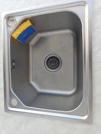 Мойка для кухни в отличном состоянии