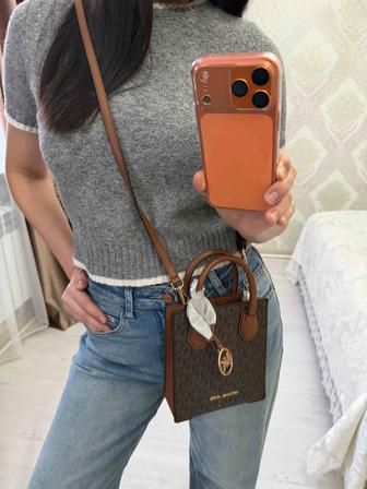 Сумочки Michael Kors