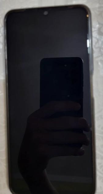 Продам Realmi note 50