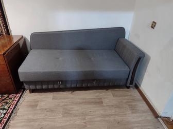 Продам диван в отличном состоянии