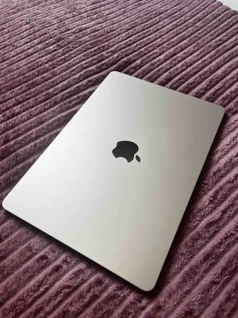 Macbook Air 13, M3