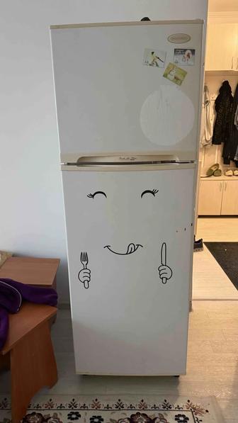 Отдам холодильник