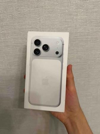 Айфон 17 про