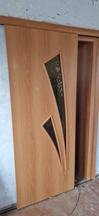 Продам комплект дверное полотно, наличники и доборы широкие