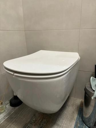 Унитаз подвесной, без крышки б/у