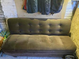 Продам мягкую мебель (диван)