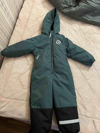Продам комбинезон зимний