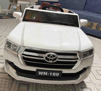 Машина детская