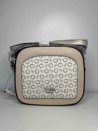 Сумка кросс-Боди Guess