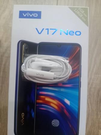 Продам новый наушник