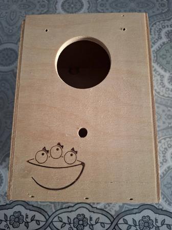 Продам домик-гнездо для птиц (новый)