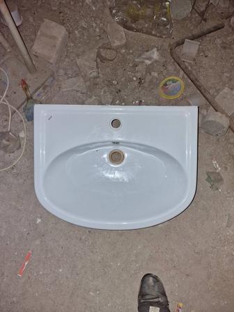 Раковина с тумбой