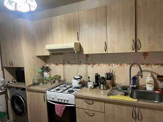 Продам кухонный гарнитур качество хороший