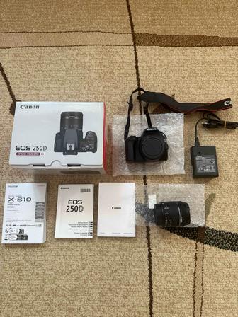 Продам фотоаппарат Canon EOS 250D