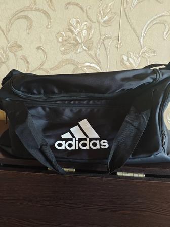 Продам спортивную сумку