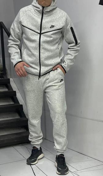 Двойка Nike touch fleece с мехом зима черный и серый