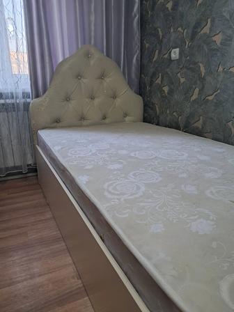 Кровати б/у цена за 2 шт