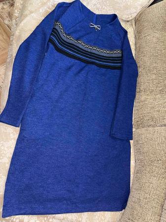 Продам трикотажное платье