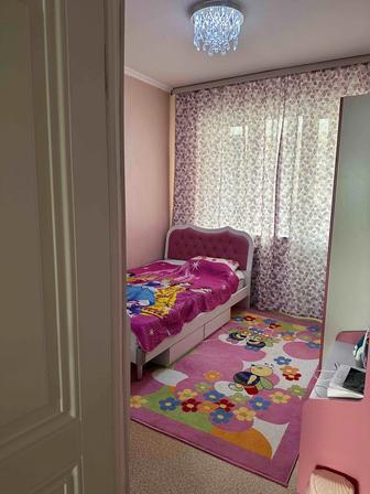Продам детскую гарнитуру для девочек