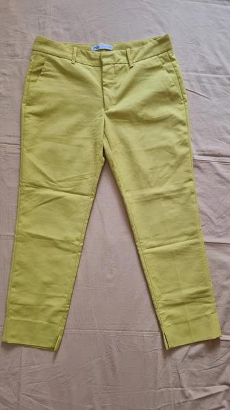 Брюки от бренда ZARA