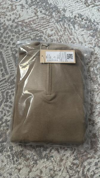 Продам мужскую новую кофту