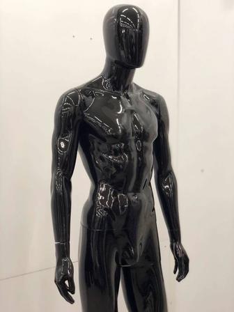 Манекены мужские и женские