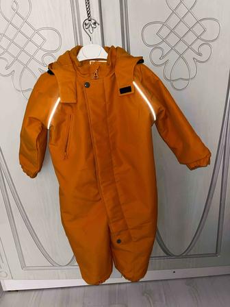 Продам осенне весенний комбинезон