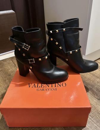 Женские ботильоны