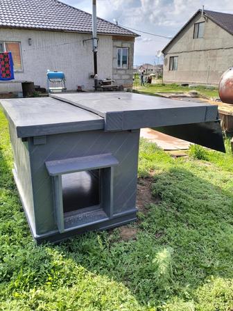 Продам собачьи будки