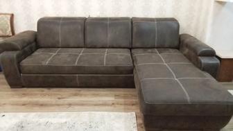 Диван гостиный