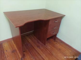 Стол офисный