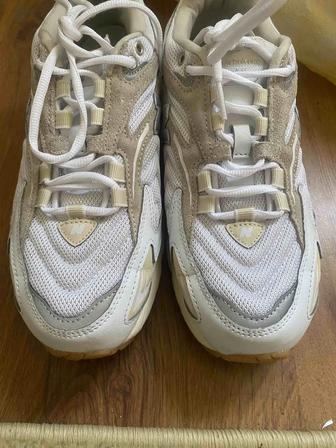 New Balance Original