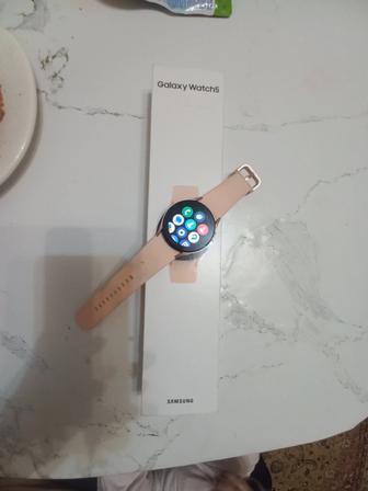 Продам смарт часы Galaxy watch 5