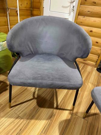 Стулья мягкие