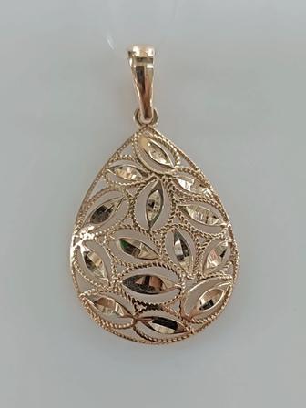 Золотой кулон 585