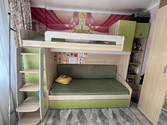 Кровать двухъярусная
