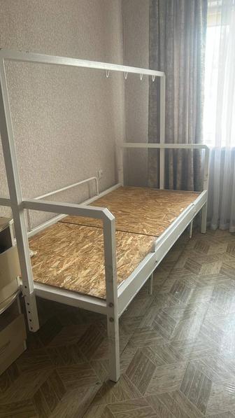 Медицинский кровать