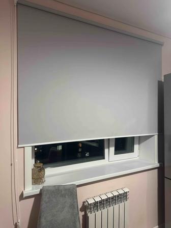 Продам новые рольшторы ширина 180 см, высота 170 см .