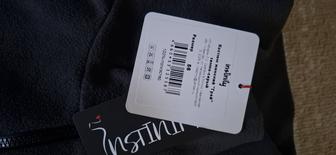 Продам костюм женский