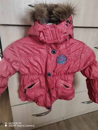 Зимняя куртка для девочки