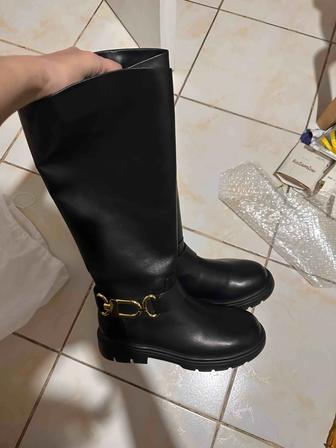 Кожа из натуральной кожи от Loretta Very