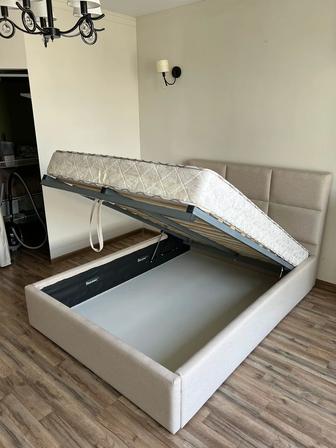 Продам кровать СРОЧНО!