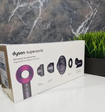 Продам Новый Стайлер Фен Dyson Supersonic Мощный в комплекте с насадками