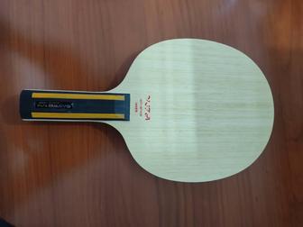 Продам профессиональную ракетку