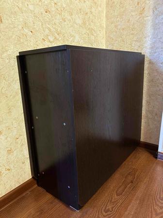 Продается стол