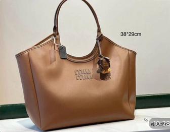 Продается женские брендовые сумки